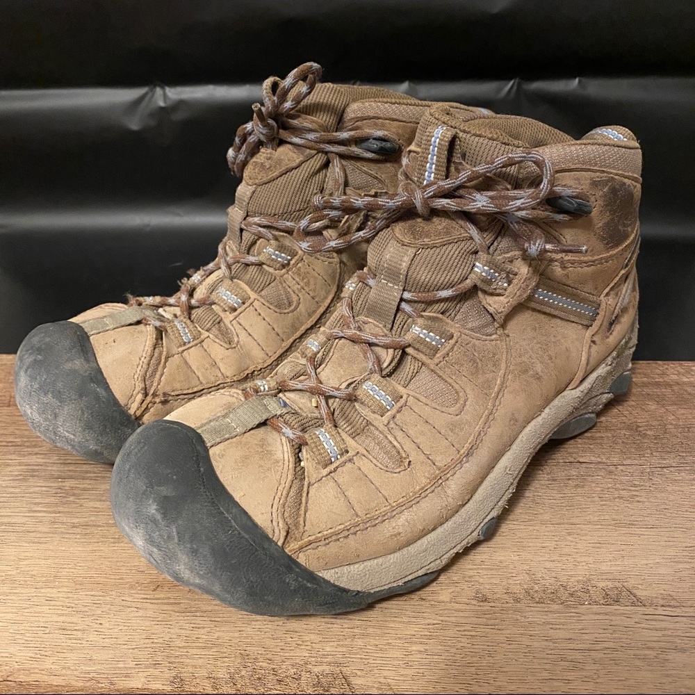 Keen hiking boots